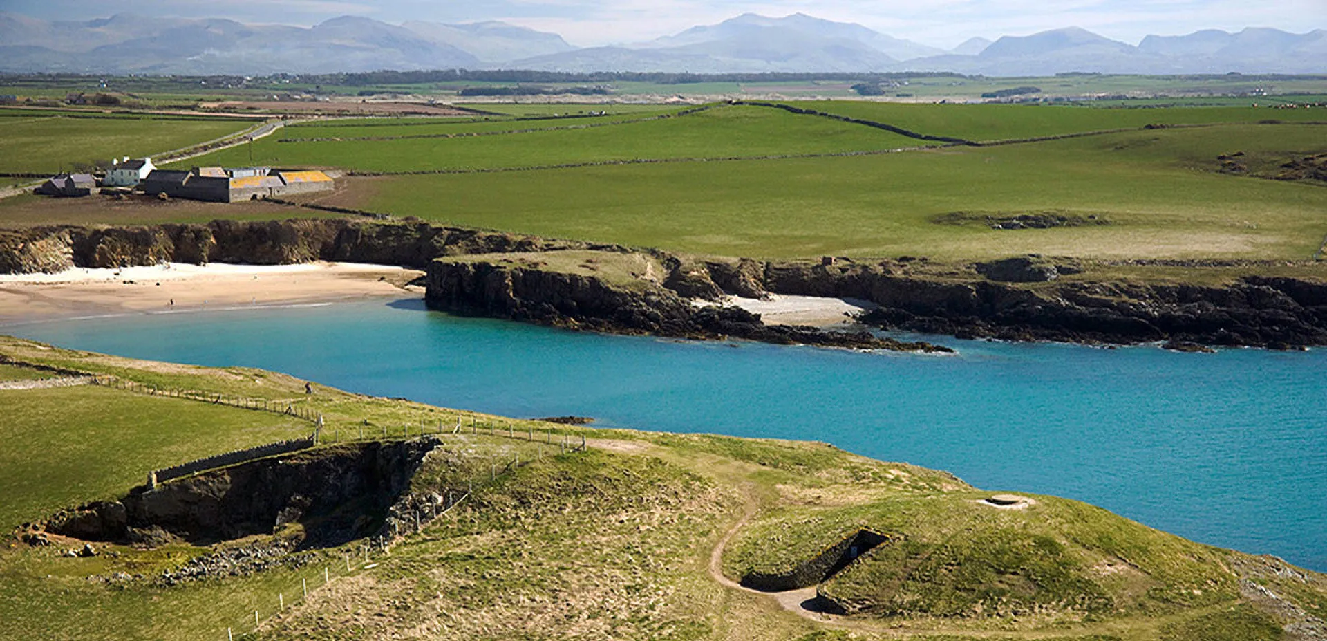 Aerial view of the burial chamber and the bay